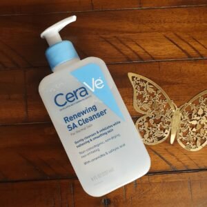 CeraVe Renewing SA Cleanser – 237ml